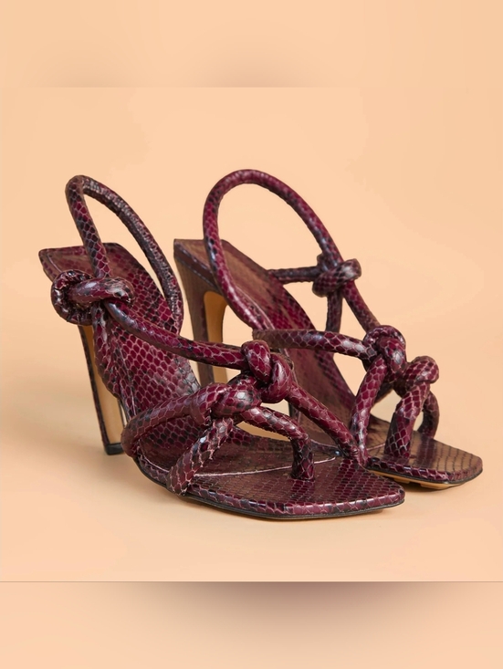 Bottega Veneta Shoes - 💃 Bottega Veneta Heels 💃